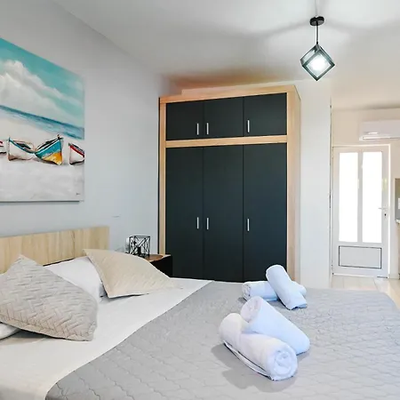 Apartamento Alkyonides *