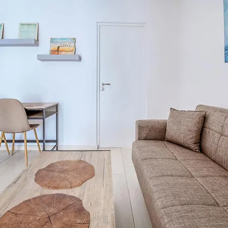 Alkyonides Apartamento *